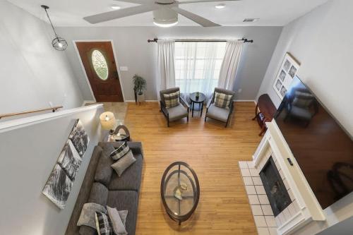 Midtown Savannah Gem Quiet and Close to Everything