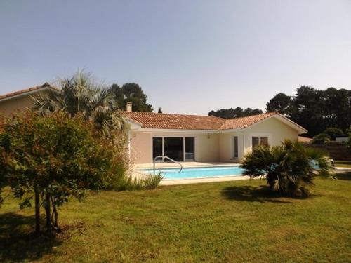 Villa avec piscine et climatisation - 8 pers. - FR-1-881-10 in Vielle-Saint-Girons