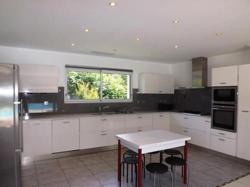 Villa avec piscine et climatisation - 8 pers. - FR-1-881-10 in Vielle-Saint-Girons