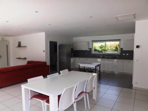 Villa avec piscine et climatisation - 8 pers. - FR-1-881-10 in Vielle-Saint-Girons
