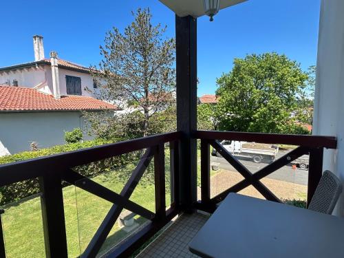Appartement lumineux avec balcon - 4 pers. - FR-1-239-1157