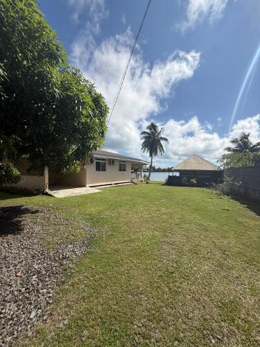 ガーデン, Fare Holidays - Raiatea in ライアテア