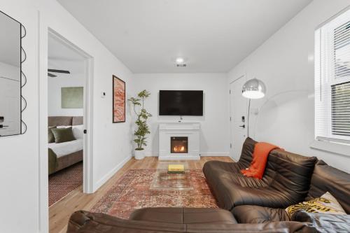 Cullen Premier 2BR Residence condo - image 11