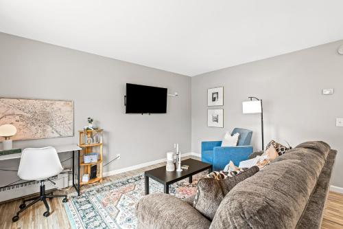 Quiet & Cozy End Unit Near Downtown Mount Clemens in Mount Clemens, USA