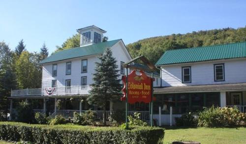 Colonial Inn - Hotel - Pine Hill