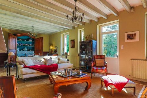 Viesnīcas āriene, Traditional Home In The Heart Of Trensacq Forest in Trensacq
