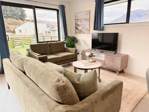 Modern 3BR 2BA Home Lower Shotover Near Queenstown – khách sạn tại Lower Shotover