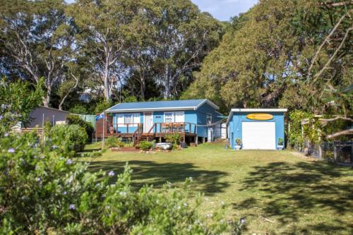 Retro Beach Cottage in Kioloa