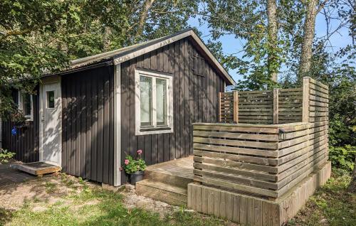 Widok z zewnątrz, 1 Bedroom Awesome Home In Visby in Nyhamn