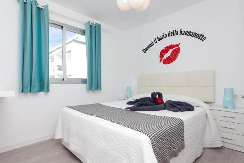 Bristol Sunset Beach - Holiday Apartments - image 4