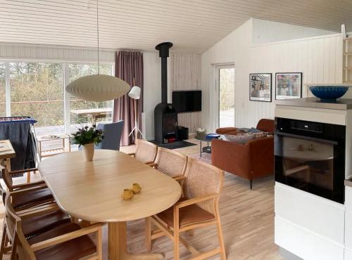 Exterior view, Forest Cabin Near Ebeltoft And Mols Hills Charms in Krakaer