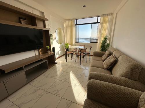 共用Lounge/電視區, Departamento con Vista al Mar y al Muelle in 皮門特爾