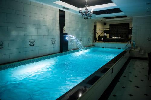 Úszómedence, Garni Hotel Dash in Telep