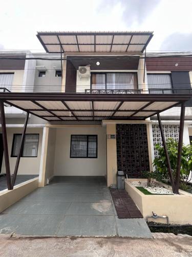 Arcadia 68 Guest House Syariah Bandung in Bojongsoang