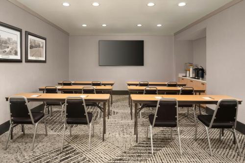 Courtyard by Marriott Boston Brookline - image 42
