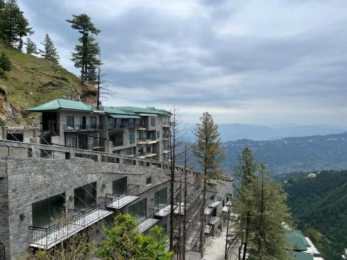 Haven Snowra Heights Khaira Gali - 2BR with Rooftop Valley Views - image 7