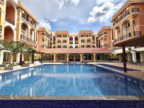 Swimming pool, Mirashya's Comic Escape - Unique 2D Stay for Couples & Nomads Near Vagator Beach near Pedem Sports Complex