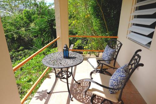 Giardino, Oreanda in Vieques