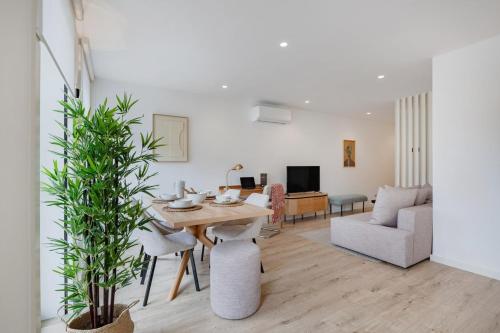 The Light Loft @ BoaVista Flats