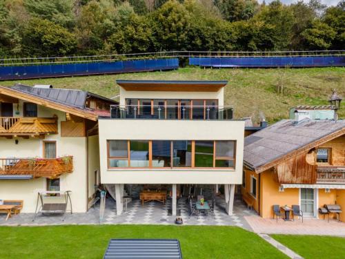 Chalet in Stuhlfelden near Ski Slopes
