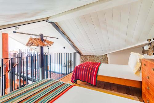 Casalinho de Bicesse in อัลกาบิเดเช