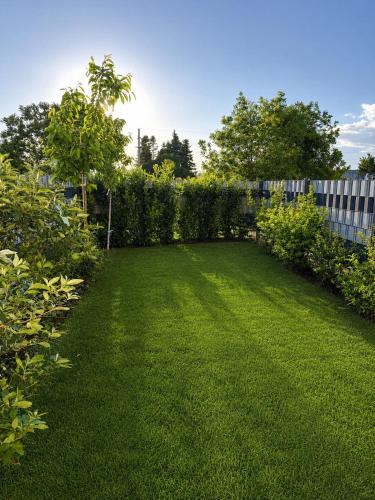 elegant house with garden near Vienna in Kottingbrunn