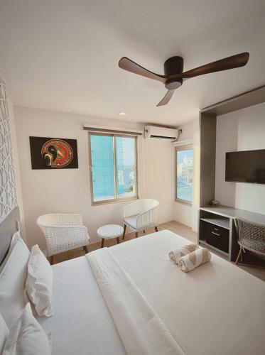 room detail thumbnail 0