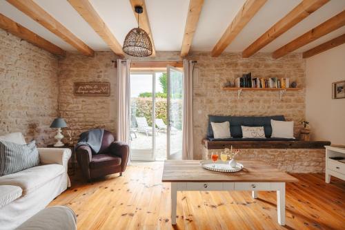 Ambre à la Rochelle (Ambre a la Rochelle) in Vergne