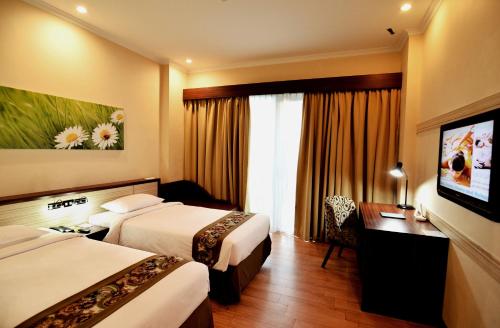 1 queen bed