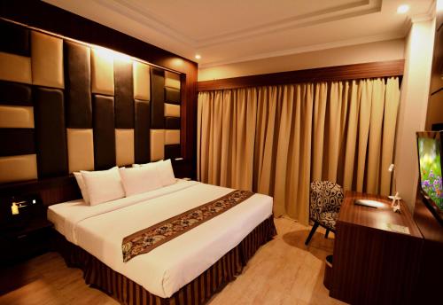 1 queen bed