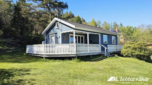 Cozy cottage 200m from the sea in Svanesund - SE09183