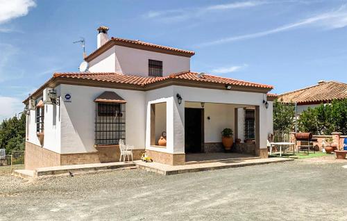 3 Bedroom Lovely Home In Cantillana gîte à louer Alcornocalejo
