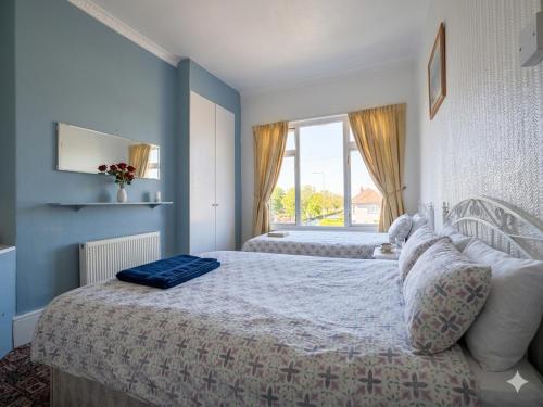 Alpine Guest House - Affordable & Cozy Seaside Guest House - Cleethorpes in Grimsby