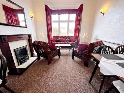 Alpine Guest House - Affordable & Cozy Seaside Guest House - Cleethorpes in Grimsby