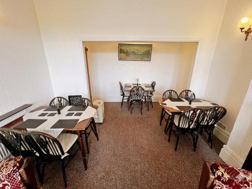 Alpine Guest House - Affordable & Cozy Seaside Guest House - Cleethorpes in Grimsby