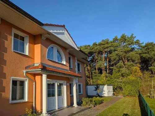 Haus "Waldblick", Waldblick 1 in Karlshagen in Ostseebad Karlshagen, Deutschland
