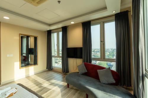 Gold Crest Luxury Hotel Apartments DHA - Phase 4 Lahore - image 2