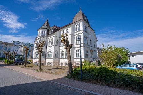 Schloss Hohenzollern - Wohnung 15 in Ahlbeck, Deutschland