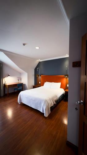 hotel photo