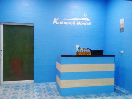 Empfangshalle, Koh Mook Hostel in Trang
