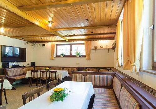 Restoran, Haus Waldesruh in Ahorntal