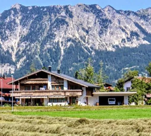 Hoamatl in Tannheim, Österreich