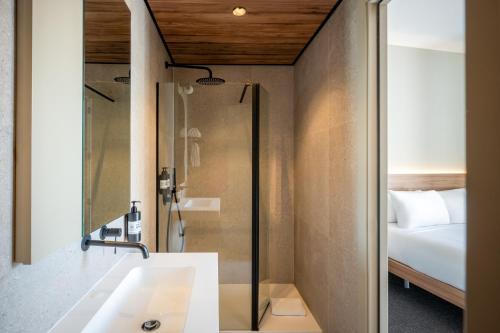 Double room, deluxe, balcony