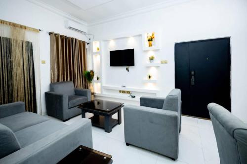 Famous Apartments – khách sạn tại Ikorodu