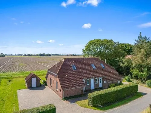 Ferienhaus Fischerkate am Deich in Dornum, Deutschland
