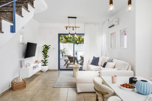 Helia Holiday Home by Nomads – khách sạn tại Khac