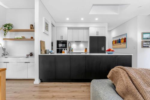 Konyha, Witton Breeze - Modern Seaside Stay by Jetty & Cafés (Witton Breeze - Modern Seaside Stay by Jetty & Cafes) in Port Noarlunga
