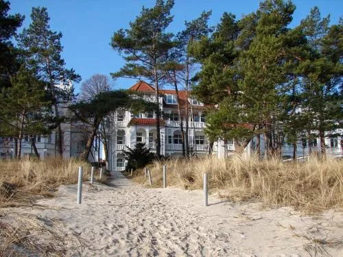 Villa Strandidyll Apartment 3, Balkon mit Meerblick in Binz, Deutschland