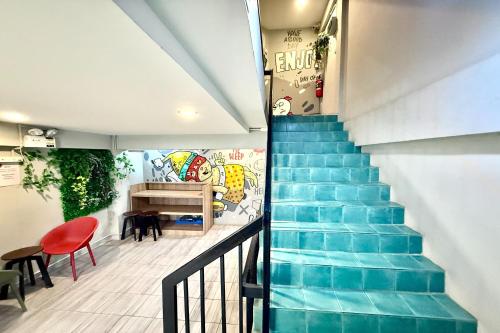 Enjoy House - Hostel - Tap to explore photos