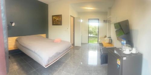 Baan Suan Pa Pa Resort, Wang Muang near Huai Khun Ram Health Promoting Hospital